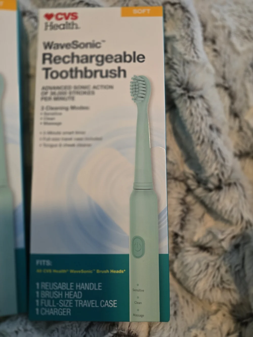 WaveSonic Rechargeable Toothbrush Lot Of 2 With 2 Packs Of Replacement Brush NWT